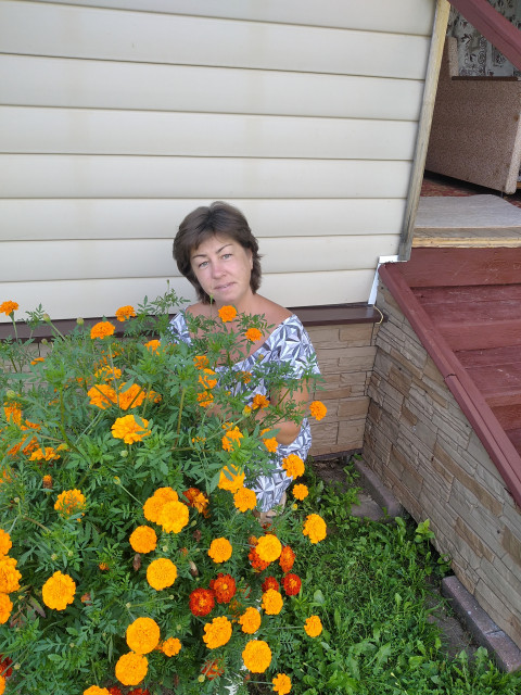 Наталья, Москва, м. Алтуфьево, 46 лет, 1 ребенок. Хочу найти Вы: позитивный, незапойный, здравомыслящий мужчина с руками из правильного места, с авто, любящий рыПривет! Я адекватная, домашняя, чистоплотная, спокойная девушка. Отдых: рыбалка, грибы, дача.