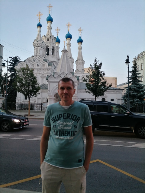Василий, Москва, Ховрино, 39 лет, 1 ребенок. Познакомлюсь с женщиной для любви и серьезных отношений.Рассказать могу при встрече