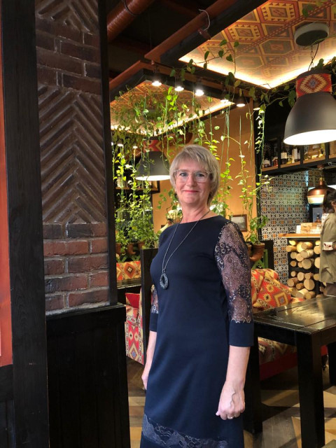 Лариса, Санкт-Петербург, м. Площадь Мужества, 62 года, 2 ребенка. Ищу: Мужчину, с которым было бы комфортно.  Анкета 575398. 