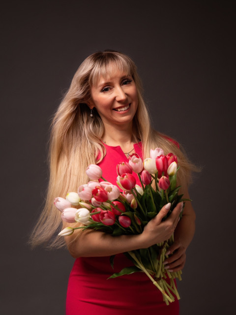 Юлия, Россия, Москва, 44 года, 1 ребенок. Познакомлюсь с мужчиной для любви и серьезных отношений, брака и создания семьи, воспитания детей, рождения...  Анкета 576208. 