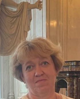 Римма, Россия, Новосибирск, 55 лет, 1 ребенок. Ищу мужчину, который будет уважать меня и относиться с юмором. Он уверен в себе, но не до фанатизма.Пекарь, работаю. Русская. Дочка взрослая . Трое внуков. Ищу мужчину свободного для общения, ну а дал