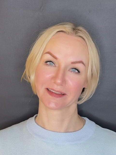 Екатерина, Россия, Нижний Новгород, 45 лет, 1 ребенок. Познакомлюсь с мужчиной для любви и серьезных отношений, брака и создания семьи, дружбы и общения. У меня высшее образование, работаю, люблю свое дело, люблю детей, животных, спорт, юмор