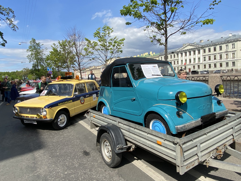 Выставка ретро автомобилей в Питере