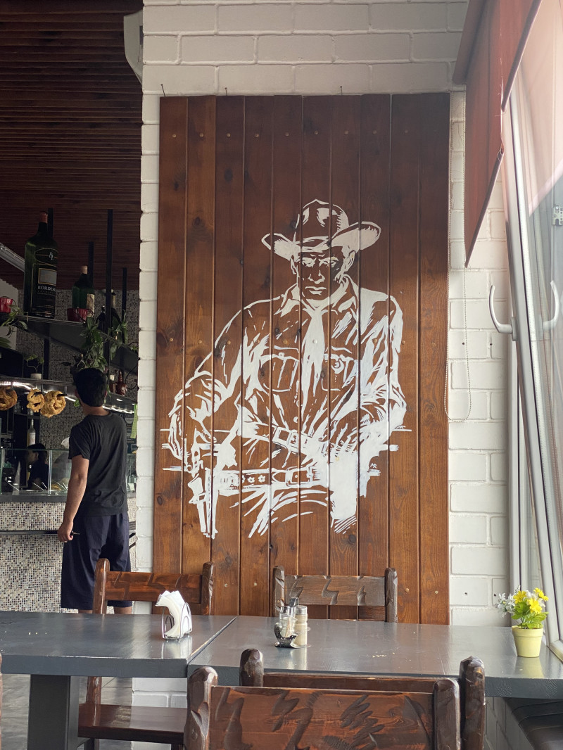 Всем привет с Земли Янтарной