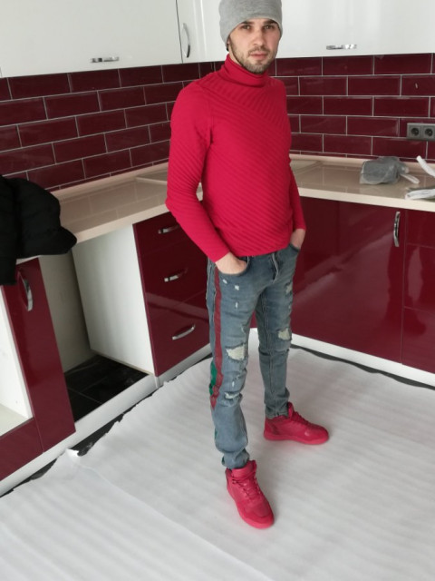 Гриша, Москва, м. Коммунарка, 39 лет, 1 ребенок. Познакомлюсь с женщиной для любви и серьезных отношений, брака и создания семьи. Веселый , порядочный , без вредных привычек, остальное при общении