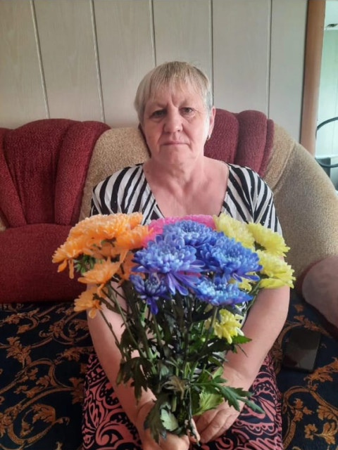 Галина, Россия, Базарный Карабулак, 64 года, 2 ребенка. Хочу найти Доброго, ласкового, чтобы характер был добрый как у меня, чтобы уважал меня, моих детей и внуков. ДлХочу познакомится с мужчиной, живу одна, надоело одиночество, несколько месяцев назад ум