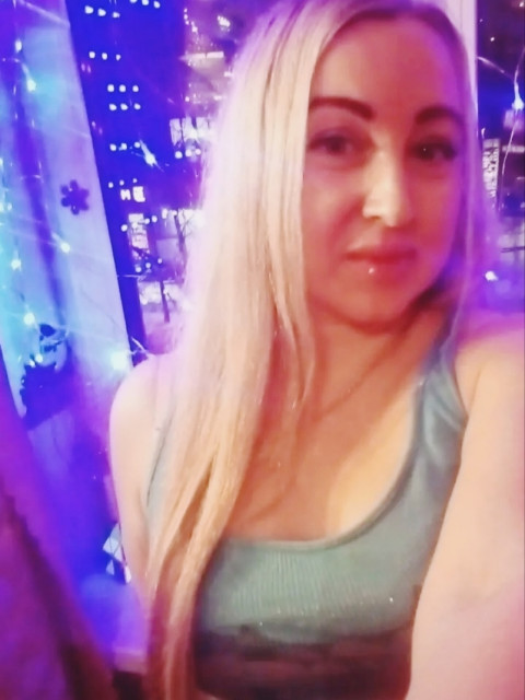 Алёна, Россия, Королёв, 44 года, 2 ребенка. Познакомлюсь с мужчиной для любви и серьезных отношений. Я добрая, обаятельная, позитивна девушка. Немного наивна, но зато искренняя)