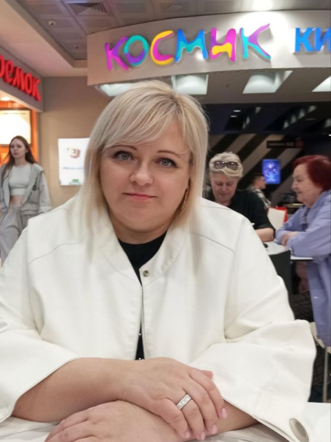 Наталья, Россия, Орехово-Зуево, 46 лет, 2 ребенка. Хочу найти Всем доброго время суток! Живу и работаю в Подмосковье. В разводе. Имею двух прекрасных дочек . Спон. Я не Москвичка, выросла в семье где работали, уважали друг друга и помогали. Без гламура пр