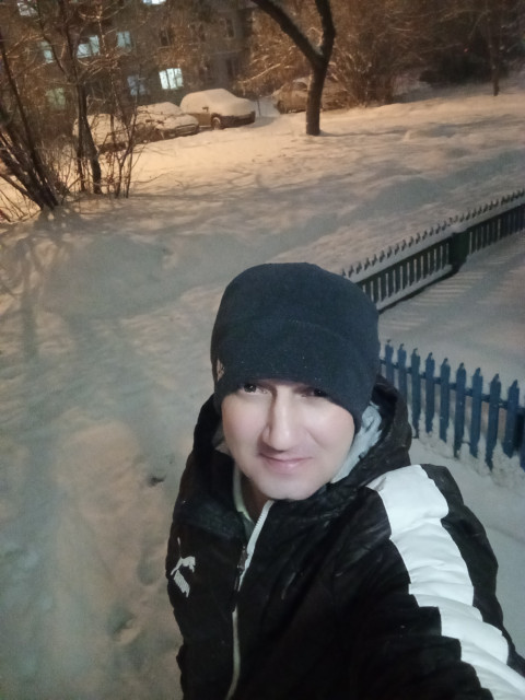 Дмитрий, Россия, Челябинск, 47 лет. Просто парень 
Спортивный 
Выгляжу моложе. 