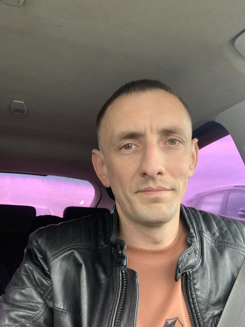 Дмитрий, Россия, Москва, 36 лет. Познакомлюсь с женщиной для любви и серьезных отношений, брака и создания семьи. Работаю, занимаюсь спортом. Люблю активный отдых, сходить в бассейн, различные поездки. 