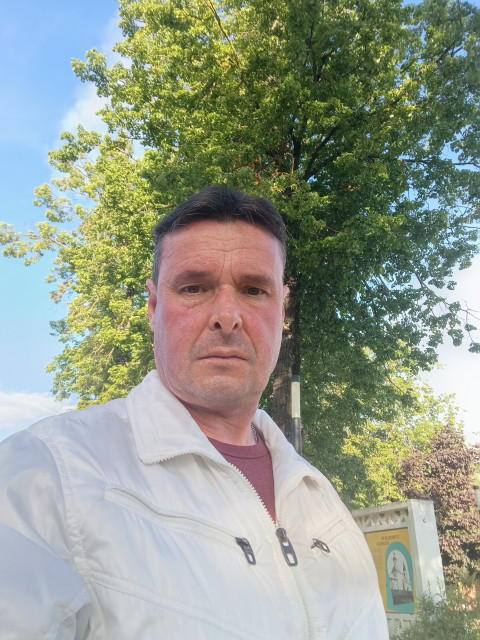 Александр, Россия, Москва, 52 года. Познакомлюсь, с симпатичной москвичкой или жительницей ближнего Подмосковья, для любви, дружбы, общения...  Анкета 583791. 