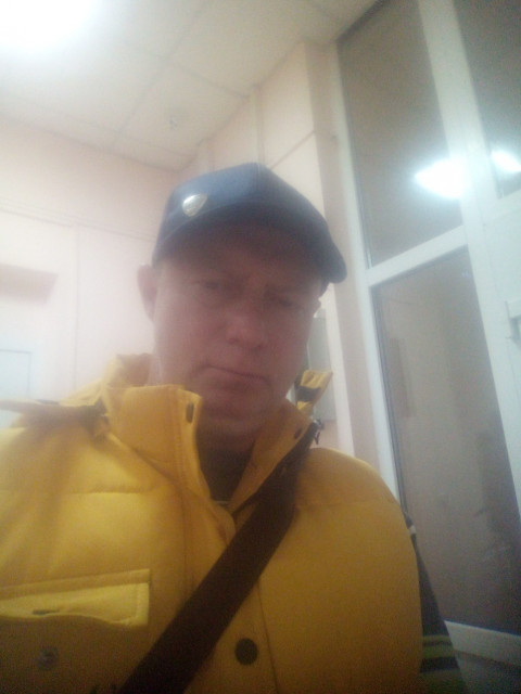 Александр Балашов, Россия, Красноярск, 46 лет, 1 ребенок. Хочу найти Симпатичную, не глупую. адекватную, сексуальною, добруюПознакомлюсь с милой девушкой, женщиной до 35-40 лет. В приоритете взаимная симпатия и хорошие и чес