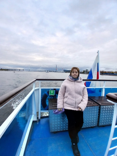 Юлия, Санкт-Петербург, м. Ладожская, 47 лет, 1 ребенок. Познакомлюсь с мужчиной для любви и серьезных отношений, дружбы и общения. Хочу найти любимого мужчину для общения, совместных встреч, досуга. Хочется мужского внимания, прият