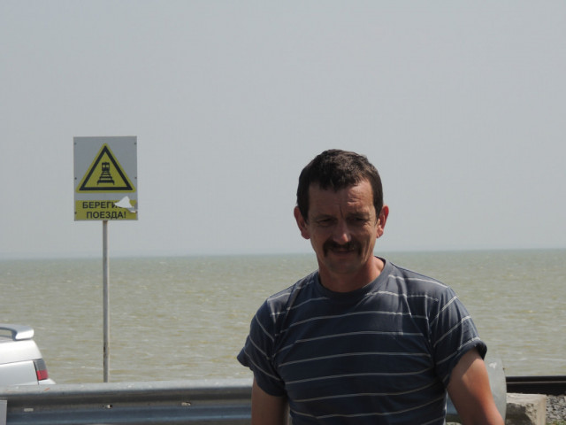 Иван, Москва, м. Давыдково, 56 лет. Он ищет её: Познакомлюсь с женщиной для любви и серьезных отношений.  Анкета 589730. 