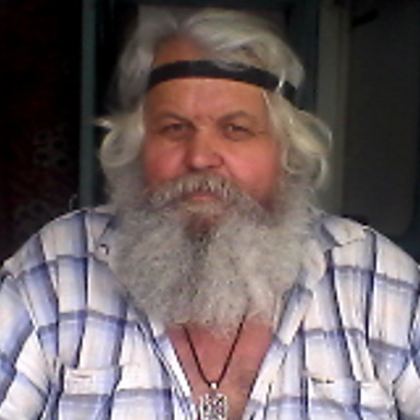 Анатолий Абрамов, Россия, Тюмень, 65 лет, 2 ребенка. Хочу найти нормальнуюживу один. пенсионер. помогаю людям. 
