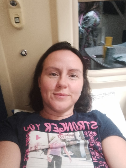 Марина, Россия, Подольск, 46 лет, 2 ребенка. Ищу честного и заботливого мужчину. Склонного к тактильным контактам, нежностям и обнимашкам. 
Предпочитаю...  Анкета 594916. 