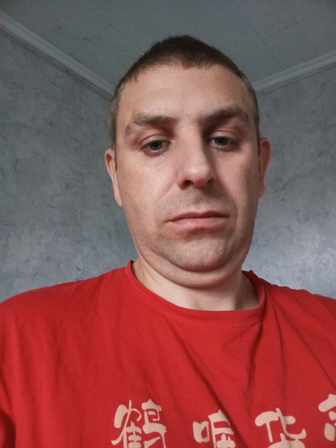 Ищу девушку себе