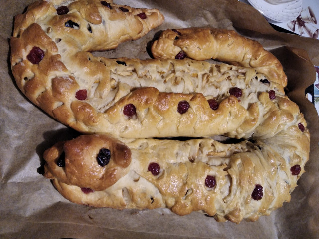 Рулет яблочный змея