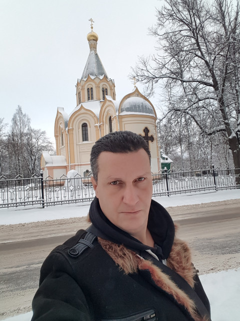 Илья, Россия, Санкт-Петербург, 39 лет. Не женат в поисках серьезных отношений
