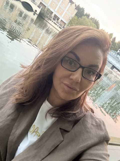 Наталья, Россия, Москва, 48 лет, 1 ребенок. Ищу: С кем не захочется расставаться)
Если не можете продолжать диалог, лучше не начинайте)))
А то до смешного...  Анкета 596027. 