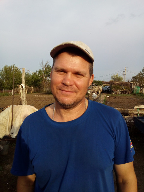 Александр В, Россия, Камышин, 47 лет. Хочу найти ХозяйственнуюИз села. подробности при общении