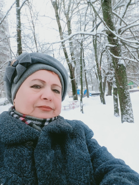 Зинаида, Россия, Москва, 63 года. Познакомлюсь с мужчиной для дружбы и общения.Я пенсионер , но частично занята.
