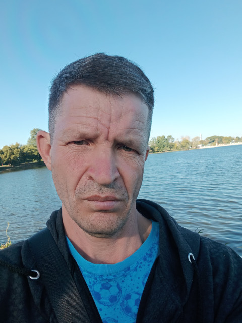 Евгений, Россия, Ставрополь, 49 лет. Познакомлюсь с женщиной для любви и серьезных отношений, брака и создания семьи. Возраст от 35 до50лет....  Анкета 596851. 