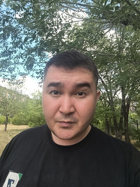 Арман, Караганда, 33 года. Познакомлюсь с женщиной для любви и серьезных отношений, брака и создания семьи.  Анкета 596903. 