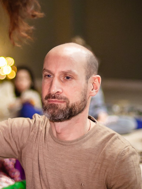 Александр, Москва, м. Прокшино, 49 лет, 1 ребенок. Разведён. Сейчас не самый романтичный период в жизни, некогда насыщенной путешествиями, спокойствием