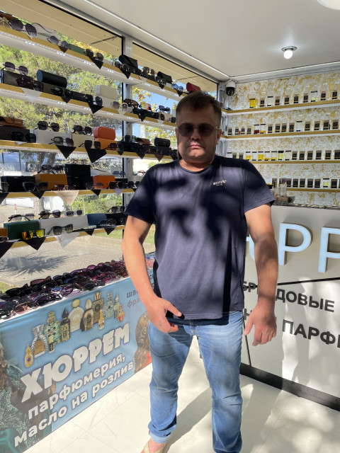 Роман Заец, Сочи, 42 года, 1 ребенок, 1 фото. Познакомиться с мужчиной из Сочи