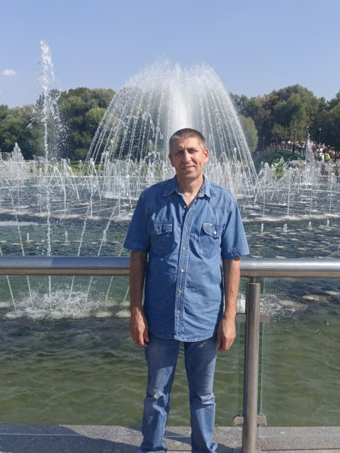 Николай, Москва, 52 года. Познакомлюсь для создания семьи.