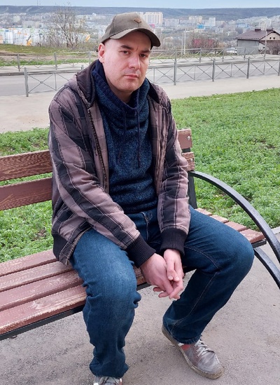 Дмитрий Колядин, Россия, Саратов, 39 лет. Хочу найти Примерно схожую со мной личностными качествами - спокойную, добрую. Интроверта. Самый обычный парень. Спокойный, адекватный и вежливый. Интроверт. Склонен к меланхолии. 