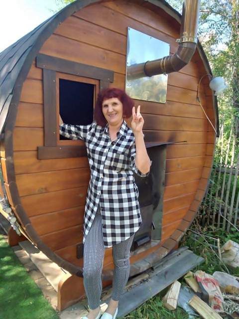 Девушка я разная, милая и страстная.