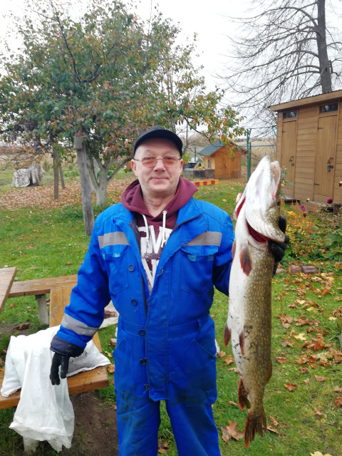 Леонид, Москва, м. Авиамоторная, 60 лет, 1 ребенок. Он ищет её: Так мало нужно что бы стать счастливой Найти не глупой Женщине не глупого Мужчину . И каждой дуре вс  Анкета 604560. 