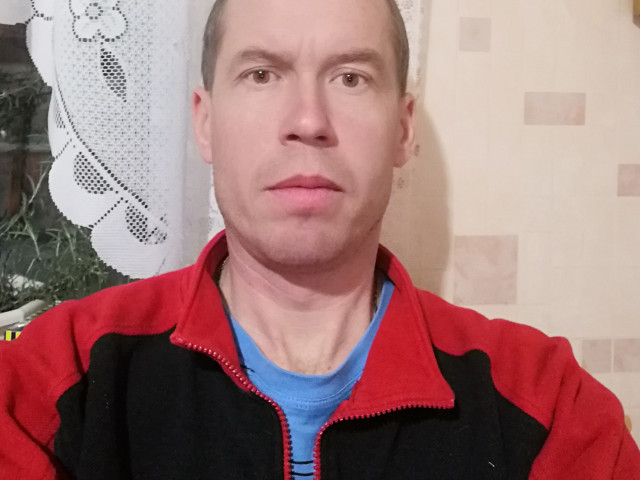 Сергей, Россия, Пенза, 42 года. Познакомлюсь с женщиной для брака и создания семьи, воспитания детей, рождения совместных детей. Без вредных привычек, работаю водителем. 