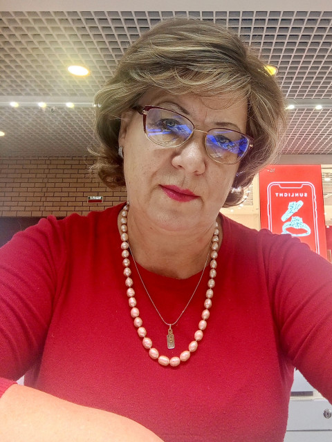 Алла, Россия, Нижний Новгород, 64 года, 1 ребенок. Она ищет его: Познакомлюсь с серьезным и искренним мужчиной для любви, брака и создания семьи. Очень устала быть оВыгляжу моложе своих лет. Вдова уже 20 лет. Дочь взрослая, живёт отдельно. Живу в Нижнем, 