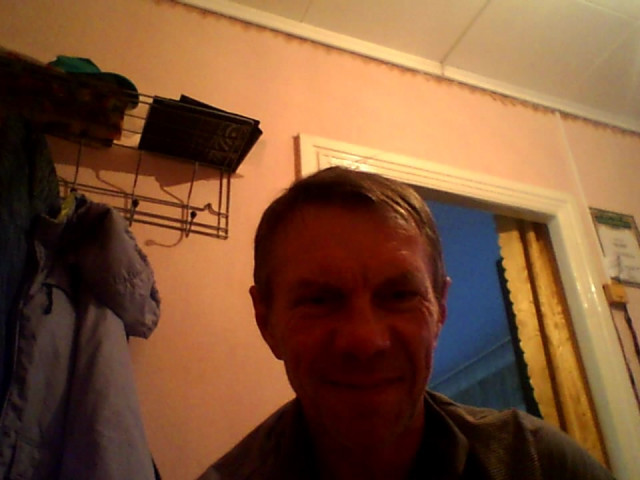 Владимир Белов, Россия, Астрахань, 52 года. создание семьи ищу женщину до 48 летпросто добрый человек  живу с родителями работаю вахтами