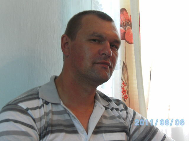 Евгений, Россия, Барнаул, 49 лет. Познакомлюсь с женщиной для брака и создания семьи. Не курю , не употребляю алкоголь , работящий обеспеченный. живу в деревне занямаюсь пчеловодствам