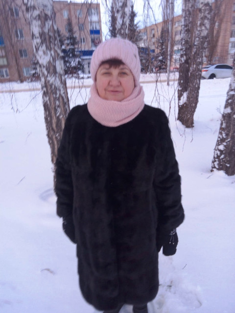 Альфия, Россия, Туймазы, 62 года. Она ищет его: Познакомлюсь с мужчиной для гостевого брака, дружбы и общения. Добрая, общительная, искренняя. 