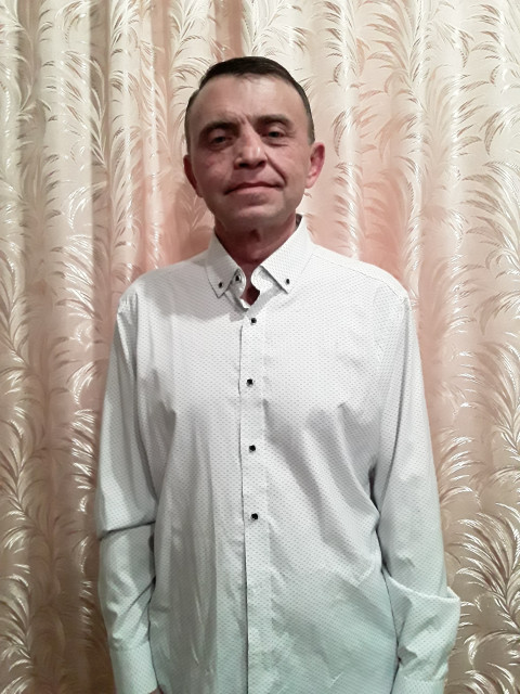Алексей, Россия, Тула, 53 года, 1 ребенок. Познакомлюсь с женщиной для брака и создания семьи. Не женат, есть ребёнок, живём вместе. 