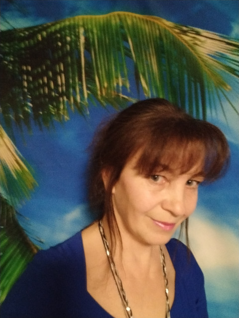 Ирина, Иваново, 50 лет, 1 ребенок, 4 фото. Хочу познакомиться с честным, порядочным и верным мужчиной. Желательно не ниже 175см, среднего телосложения,...  Анкета 618697. 