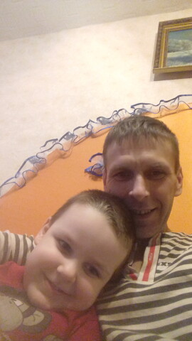 Александр Михалюк, Беларусь, Минск, 44 года, 1 ребенок. Хочу найти Добрую и внимательную. Ищу женщину для серьезных отношений. Скромный, трудолюбивый, отзывчивый. 
