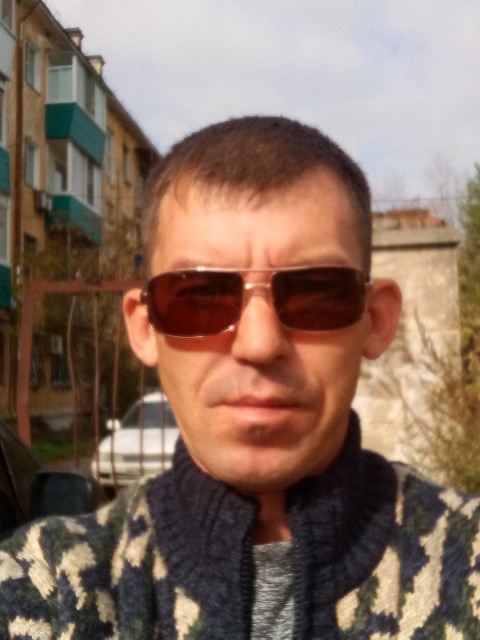 Дмитрий, Россия, Хабаровск, 40 лет. Хочу найти Для долгой и счастливой жизниАдекватный, непьющий, спокойный, со всеми нахожу общий язык, с чувством юмора, вообще со мной не ску