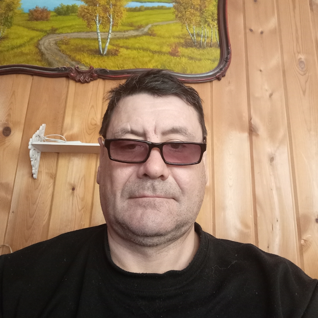 Александр Буланов, Россия, Норильск, 52 года, 2 ребенка. Хочу найти Добрую, ласковая, нежнаяВесёлые, люблю фильмы, юмор.