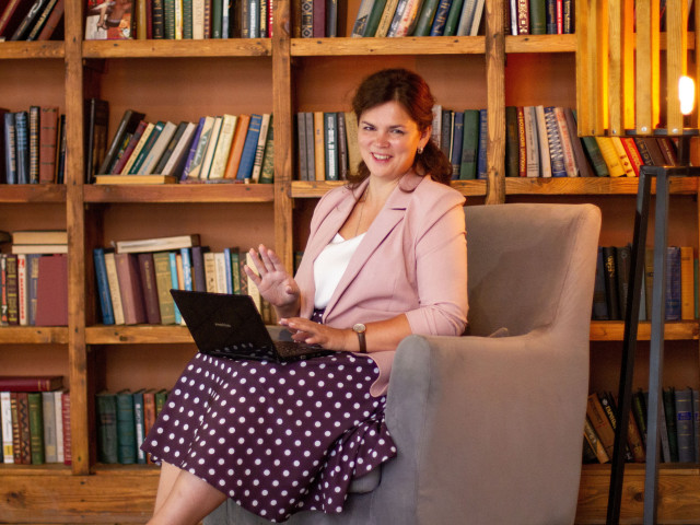 Александра, Россия, Москва, 48 лет, 2 ребенка. Познакомлюсь с мужчиной для дружбы и общения. Доброго и умеющего владеть собой, оптимистично смотрящДетки выросли, время и энергия на новую жизнь осталась