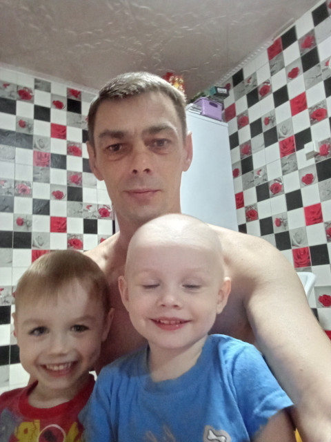 Сергей, Россия, Асино, 44 года, 2 ребенка. Познакомлюсь с женщиной для воспитания детей, дружбы и общения.  Анкета 629187. 