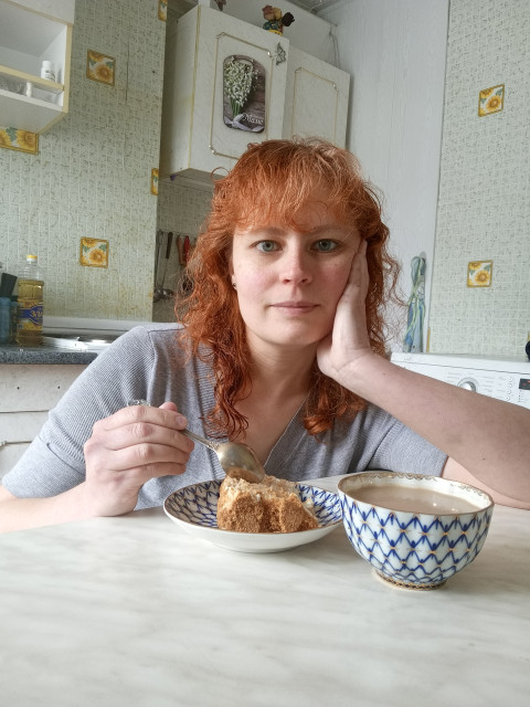 Татьяна, Россия, Барнаул, 40 лет, 2 ребенка. Ищу друга, для стабильных отношений, для радости души и тела. Отца детям не ищу, как и совместного быта....  Анкета 630057. 