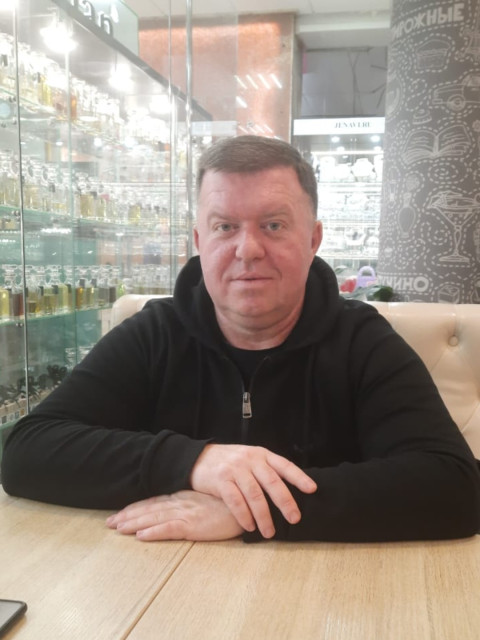 Дмитрий, Россия, Новосибирск, 48 лет, 1 ребенок. Познакомлюсь для серьезных отношений и создания семьи.