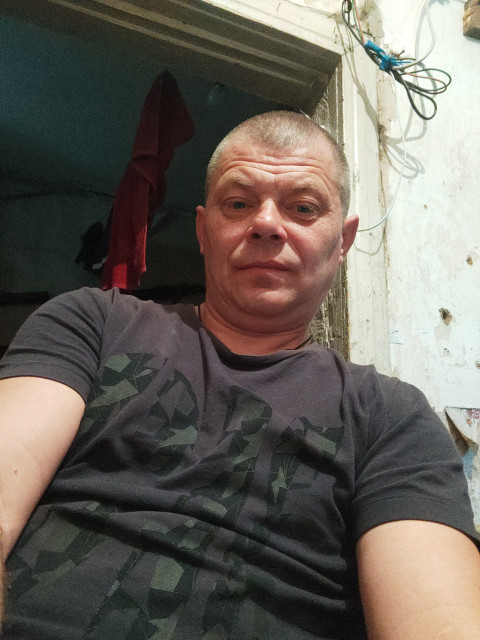 Юрий, Россия, Донецк, 44 года. Познакомлюсь с женщиной для любви и серьезных отношений. Спокойной добрый