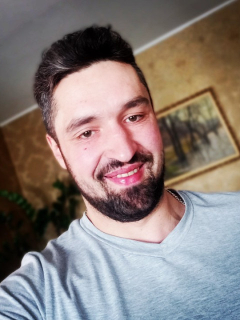 Иван, Россия, Калуга, 39 лет. Познакомлюсь с женщиной для любви и серьезных отношений, брака и создания семьи, рождения совместныхПри встрече или по телефону, потому что здесь себя описывать до бесконечности можно